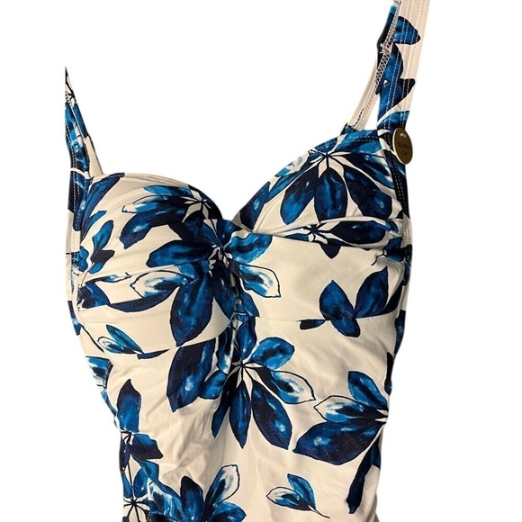 Floral One-Piece Swimsuit with Blue Tropical Print and Multi-Cup Support B52 - Picture 9 of 9